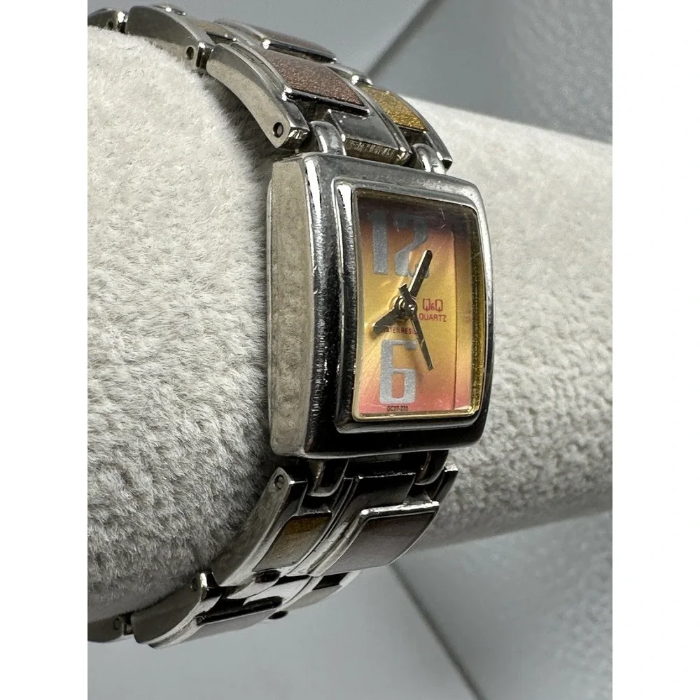 Q&Q GC27-225‎ Ladies Tank Enamel Watch New Battery 19MM 6.75